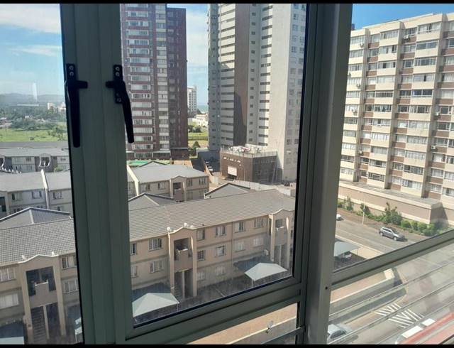 3 BEDROOM PROPERTY TO RENT IN NORTH BEACH